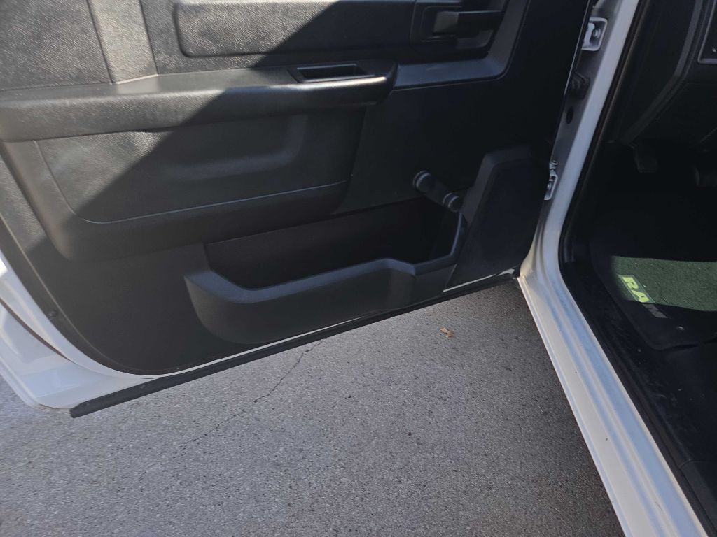 2018 RAM 1500 Image 15