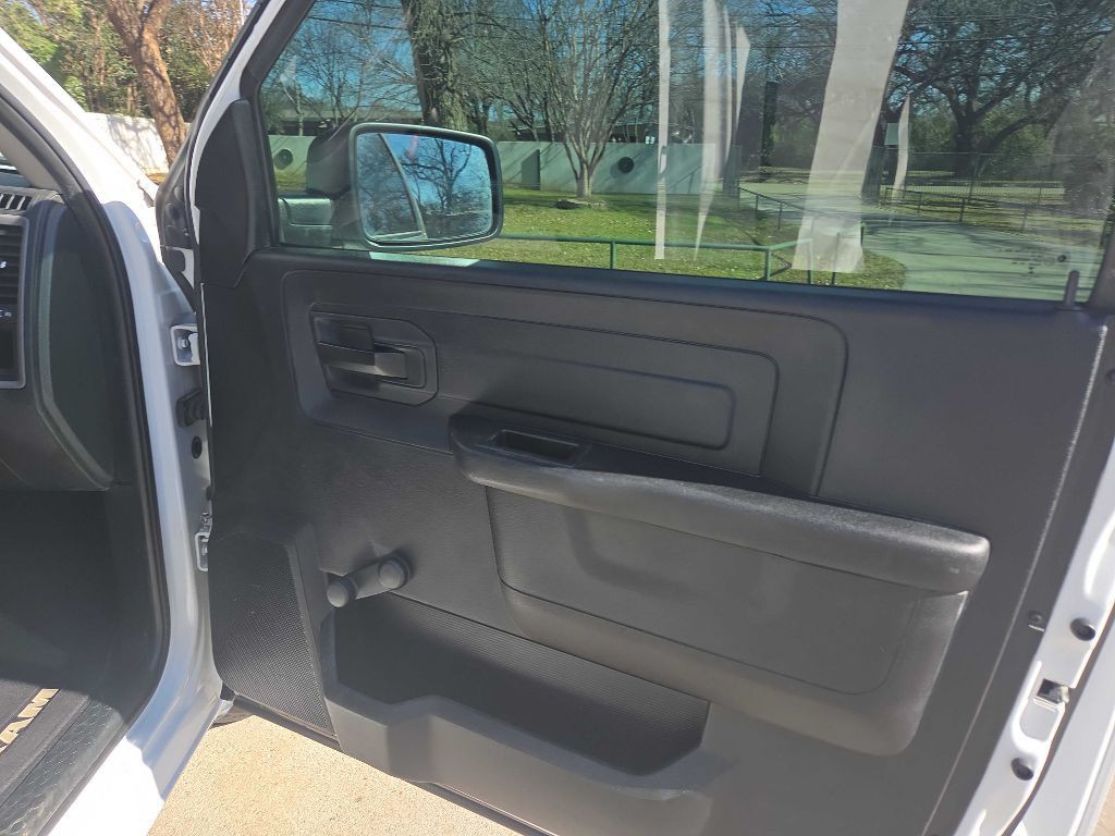 2018 RAM 1500 Image 18