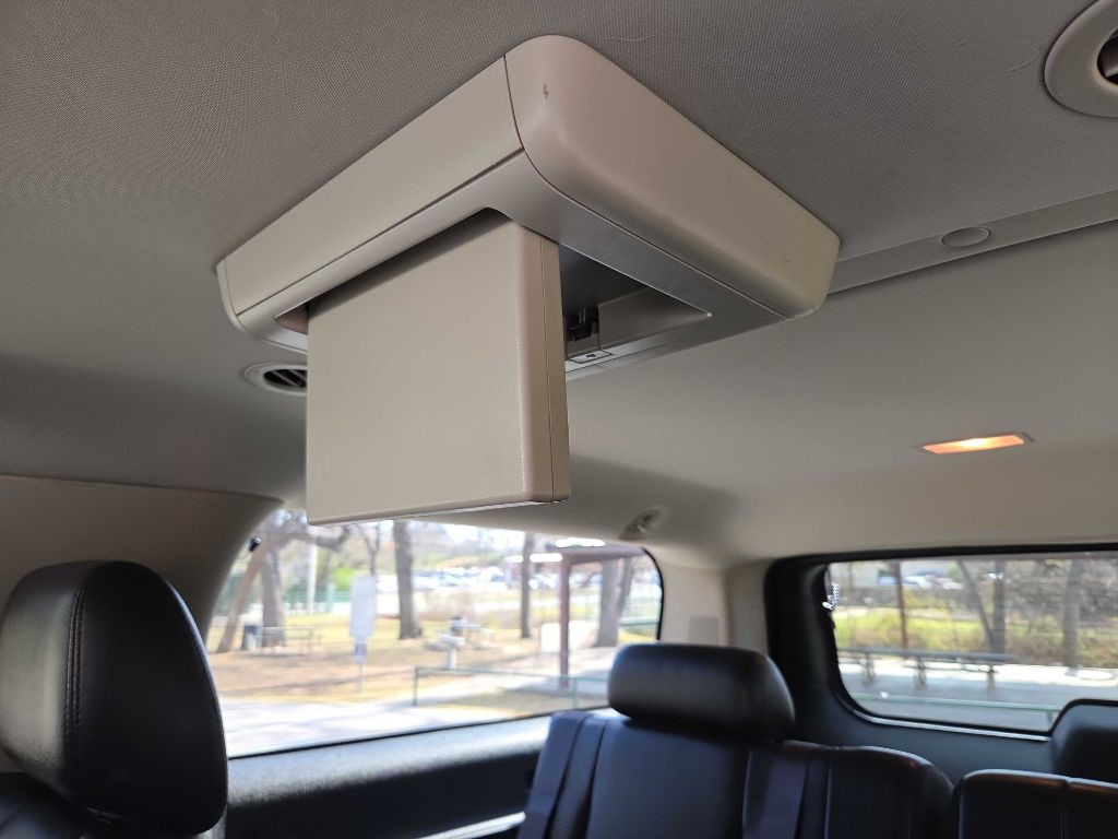 2012 GMC Yukon Image 28