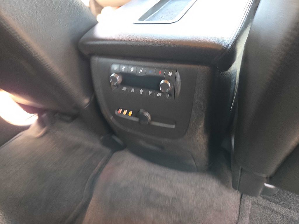 2012 GMC Yukon Image 33