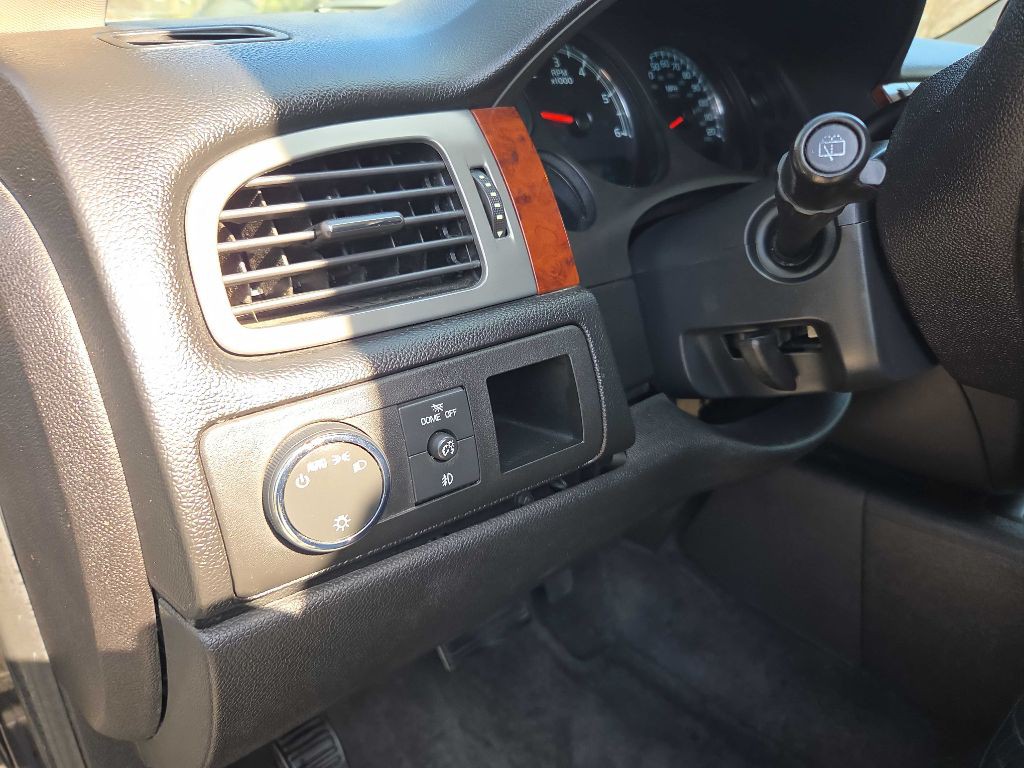 2012 GMC Yukon Image 39