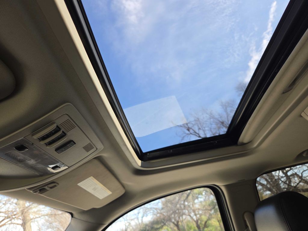 2012 GMC Yukon Image 46