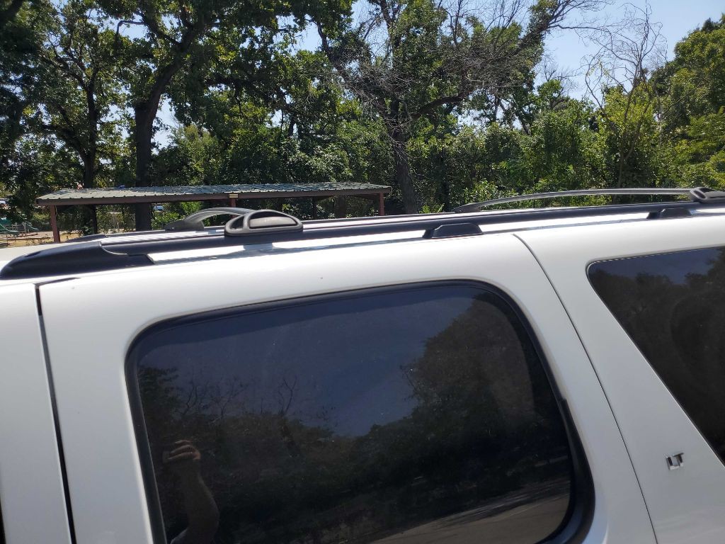 2014 Chevrolet Suburban Image 12