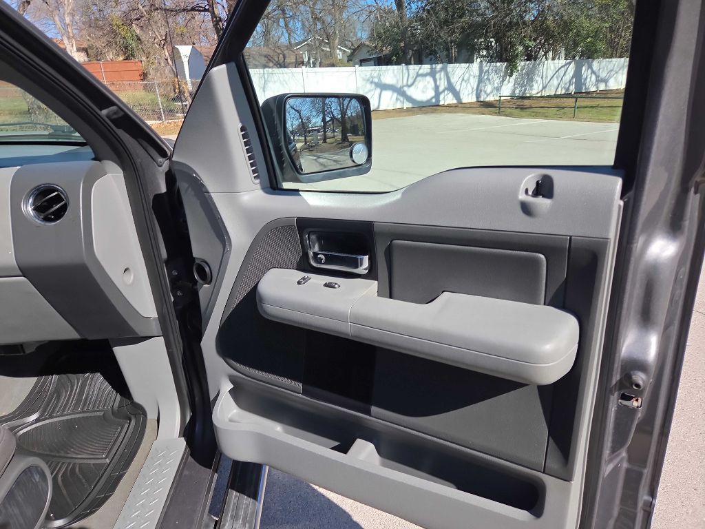 2006 Ford F-150 Image 21