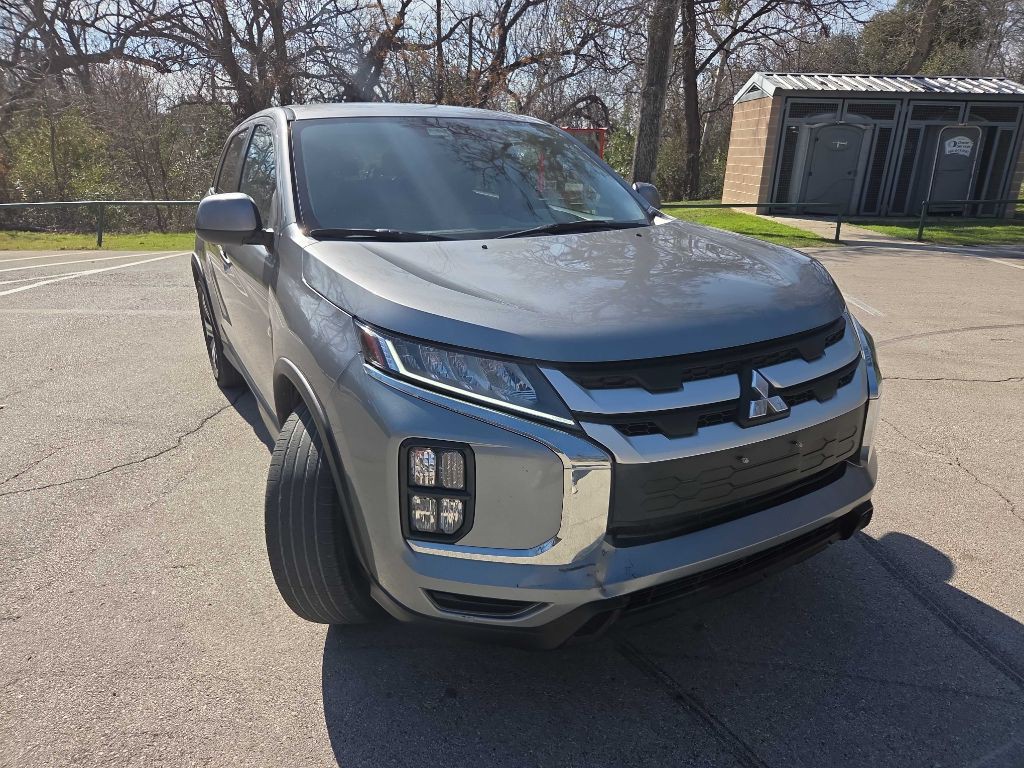 2021 Mitsubishi Outlander Image 8