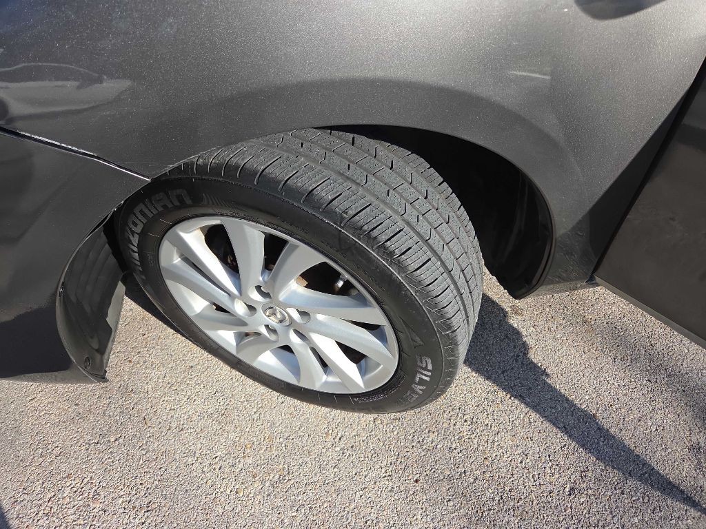 2012 Mazda Mazda3 Image 12