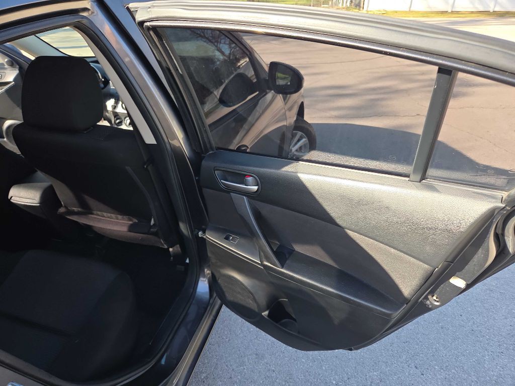 2012 Mazda Mazda3 Image 20