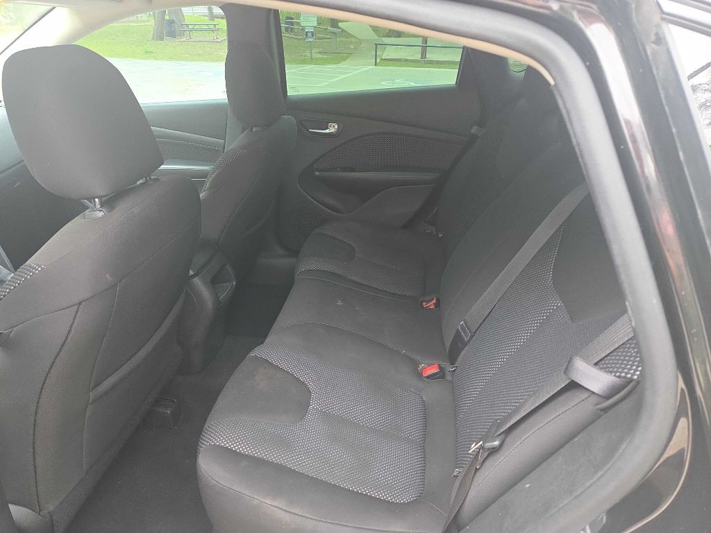 2015 Dodge Dart Image 17