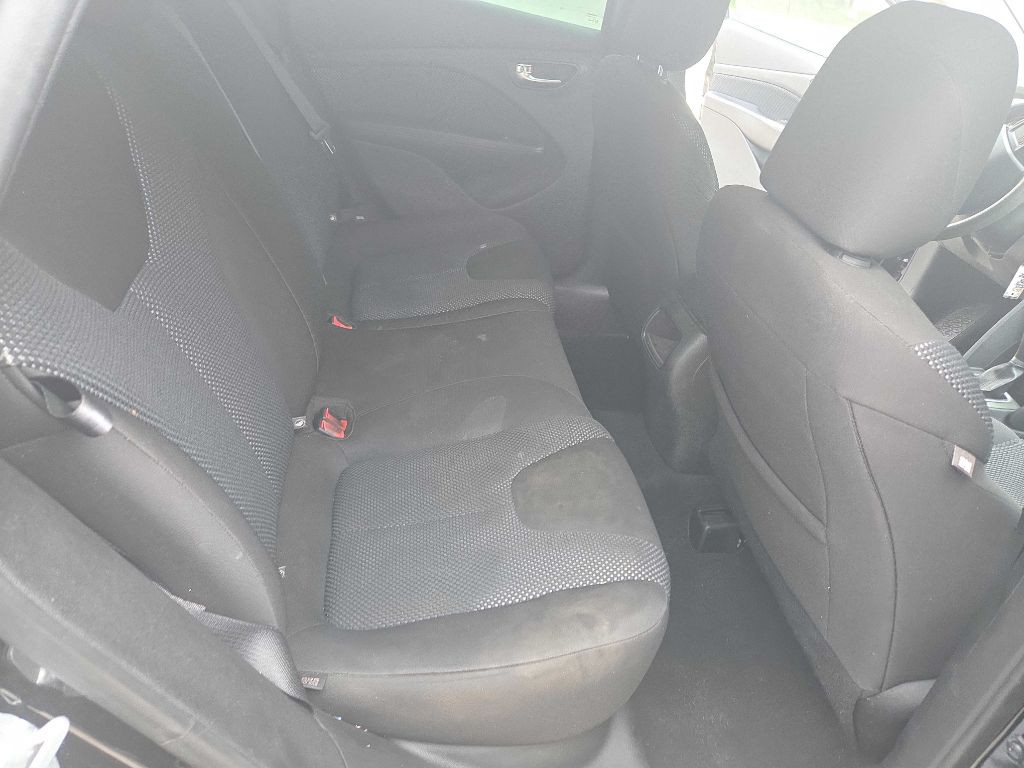 2015 Dodge Dart Image 19