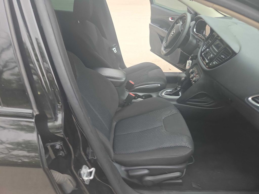 2015 Dodge Dart Image 21