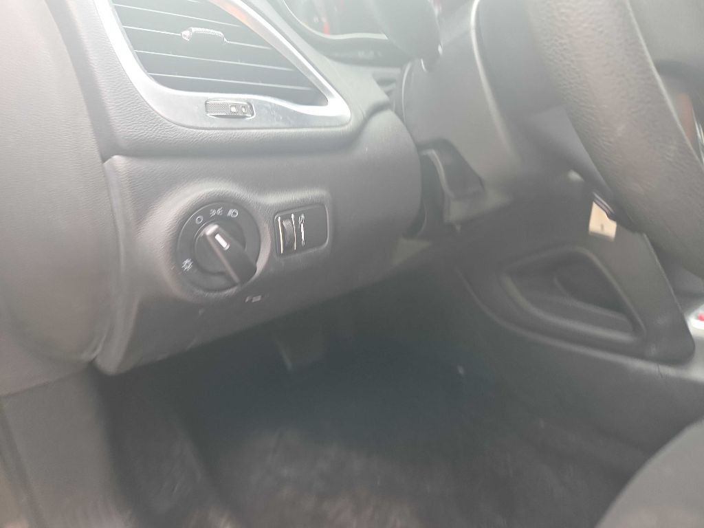 2015 Dodge Dart Image 22