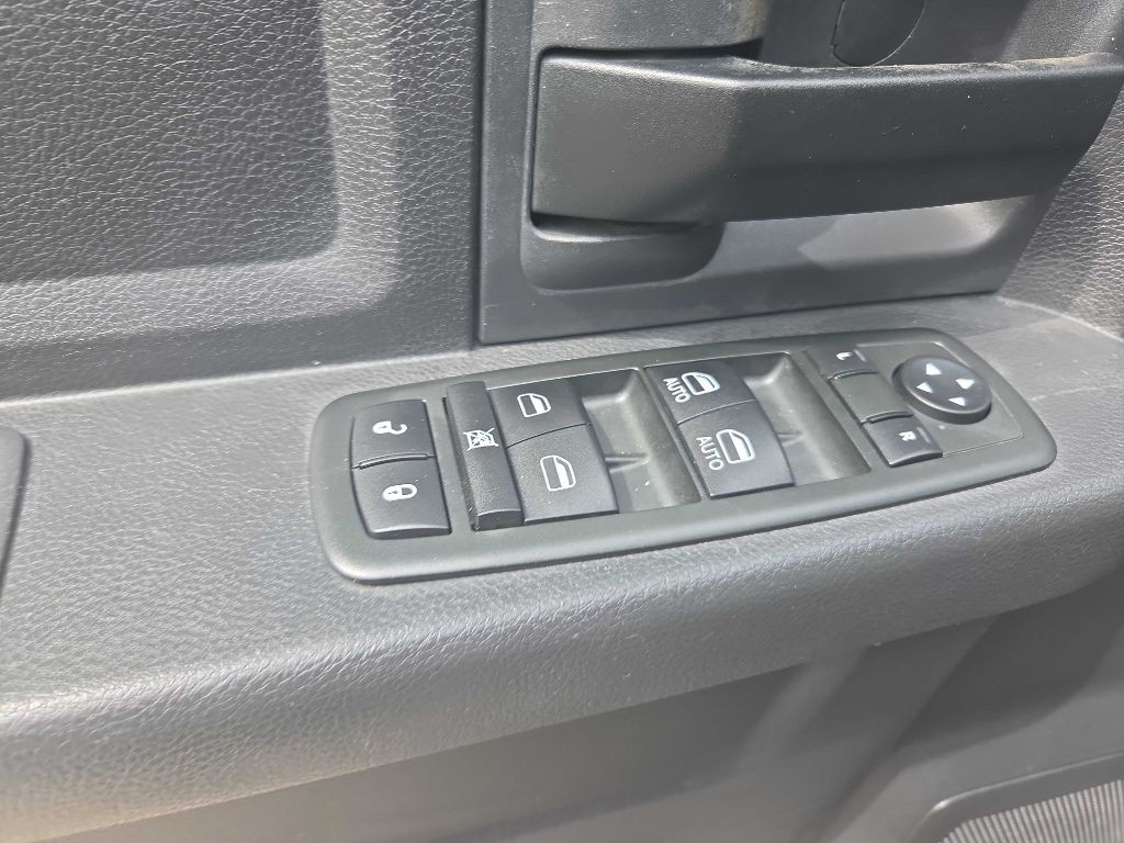 2012 Dodge Ram 1500 Image 18