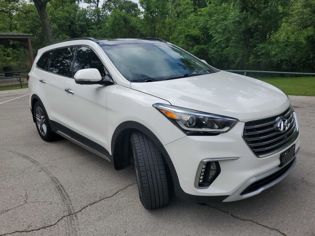 2017 Hyundai Santa Fe Image 8