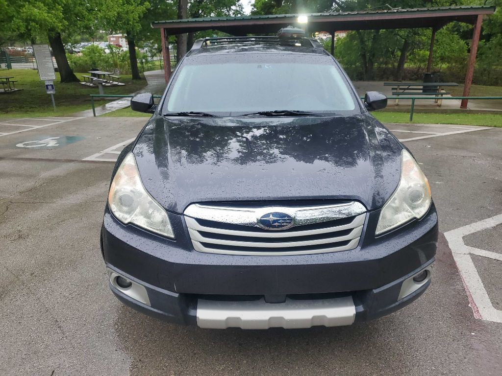2011 Subaru Outback Image 9