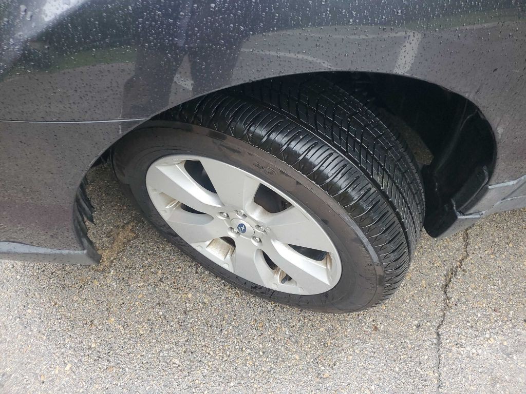 2011 Subaru Outback Image 11