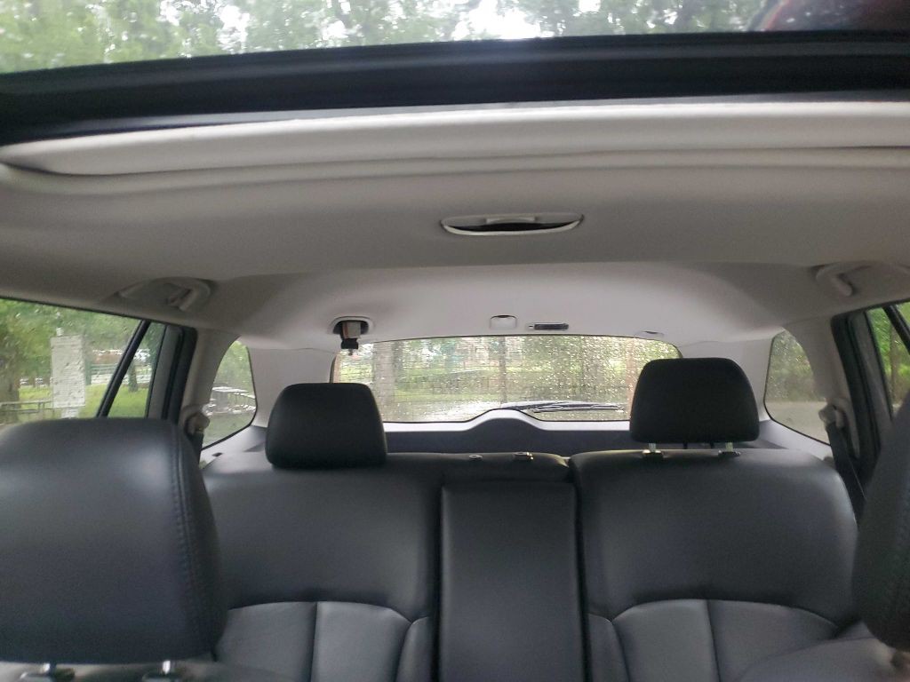 2011 Subaru Outback Image 31