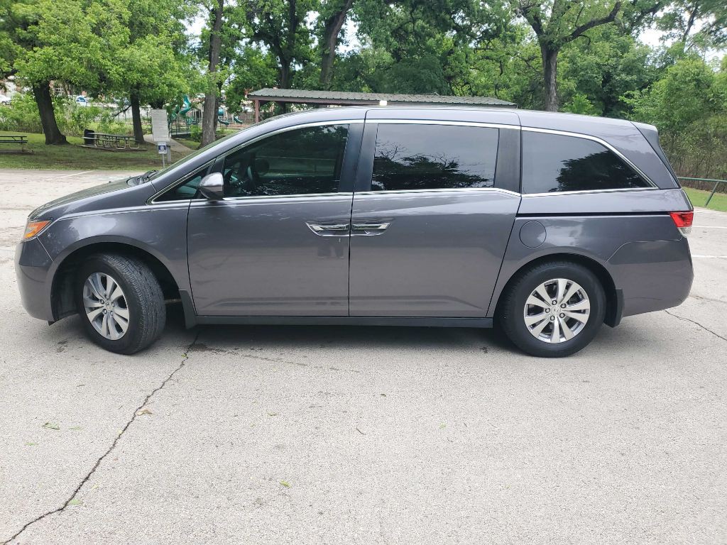 2016 Honda Odyssey Image 3