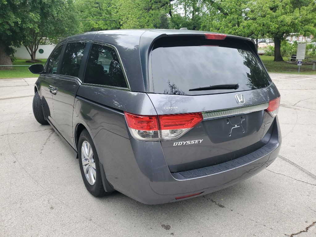 2016 Honda Odyssey Image 4