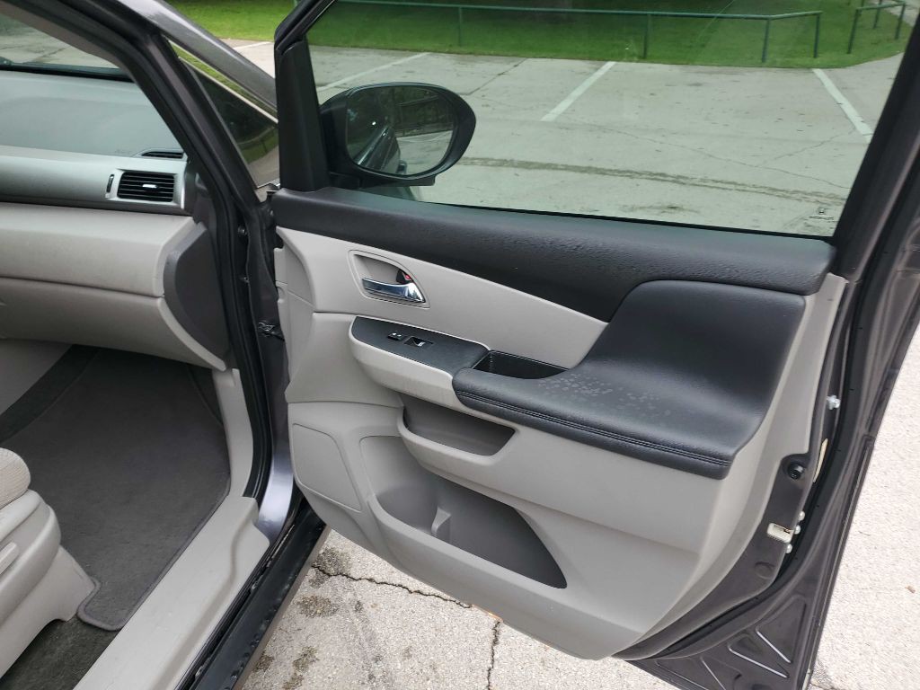2016 Honda Odyssey Image 26