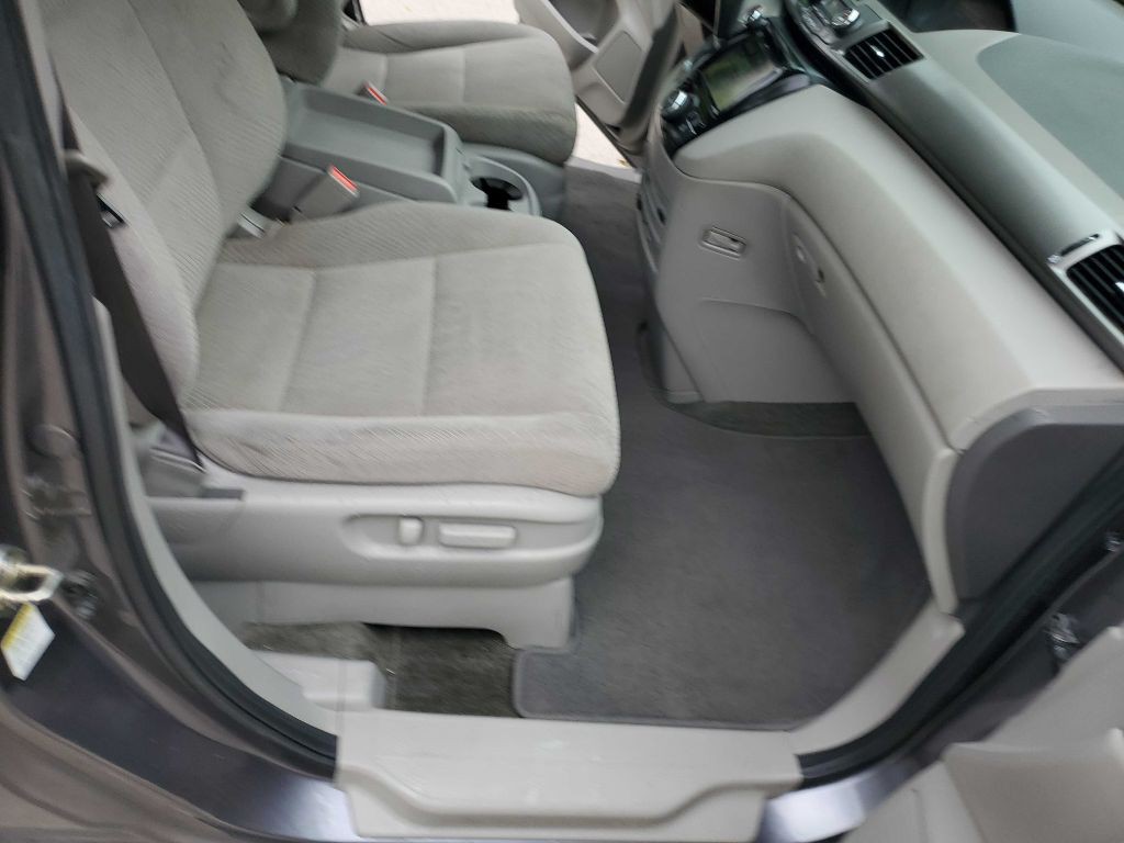 2016 Honda Odyssey Image 27