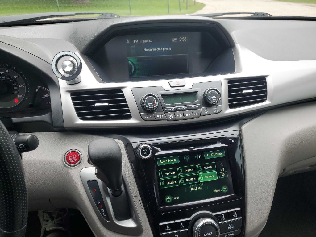 2016 Honda Odyssey Image 31