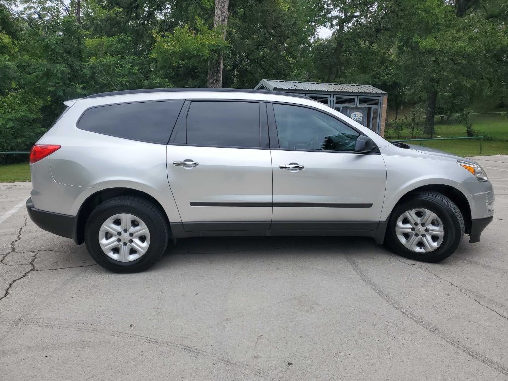 2011 Chevrolet Traverse Image 7