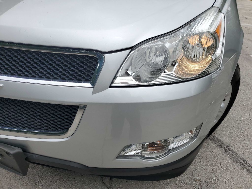 2011 Chevrolet Traverse Image 11