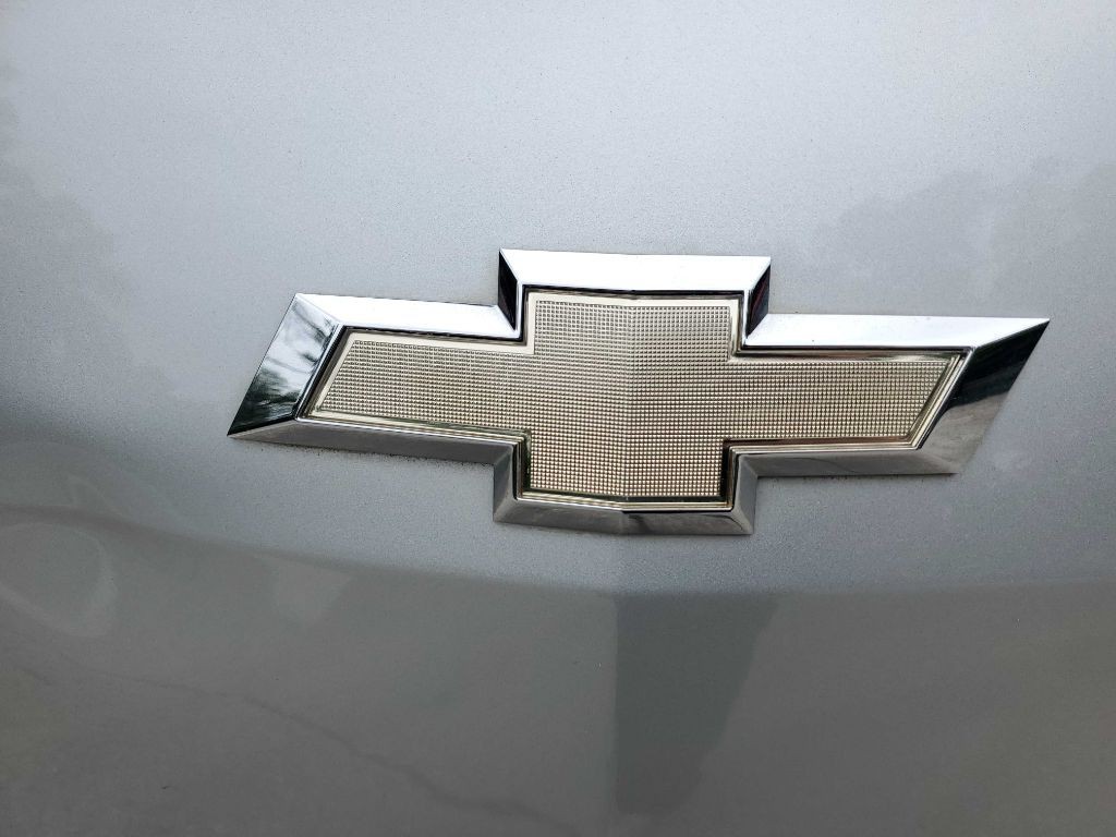 2011 Chevrolet Traverse Image 12