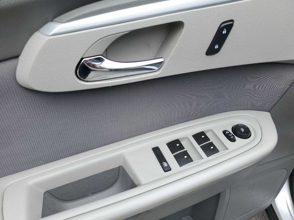 2011 Chevrolet Traverse Image 15