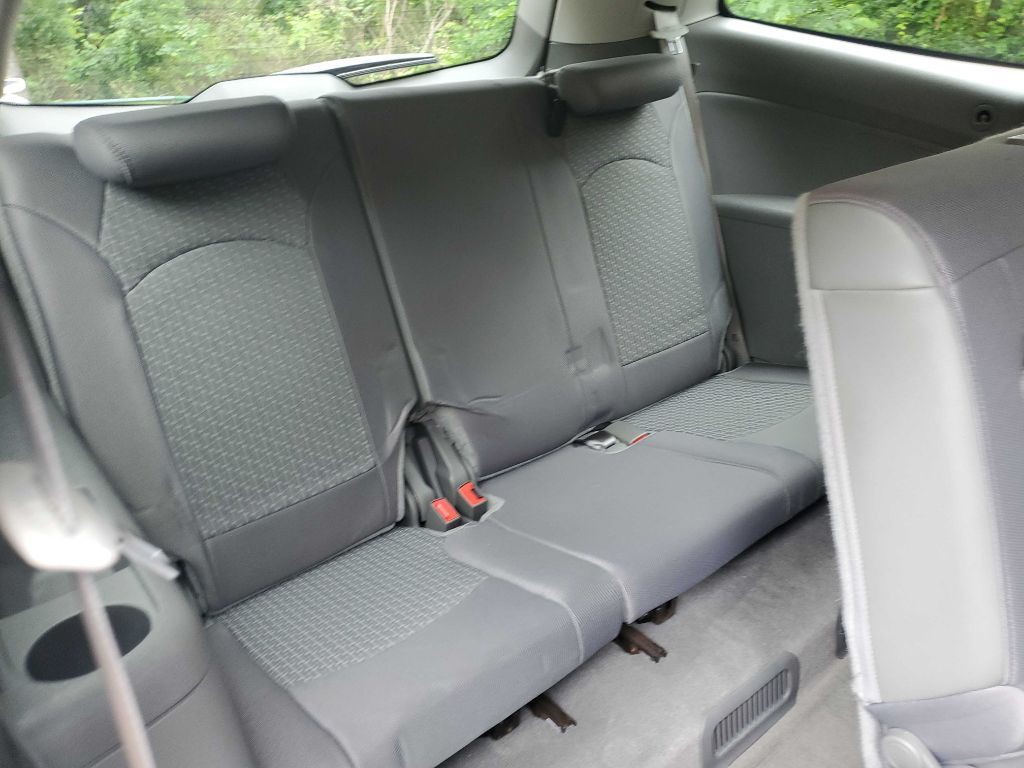 2011 Chevrolet Traverse Image 24