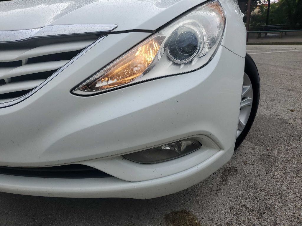 2013 Hyundai Sonata Image 12