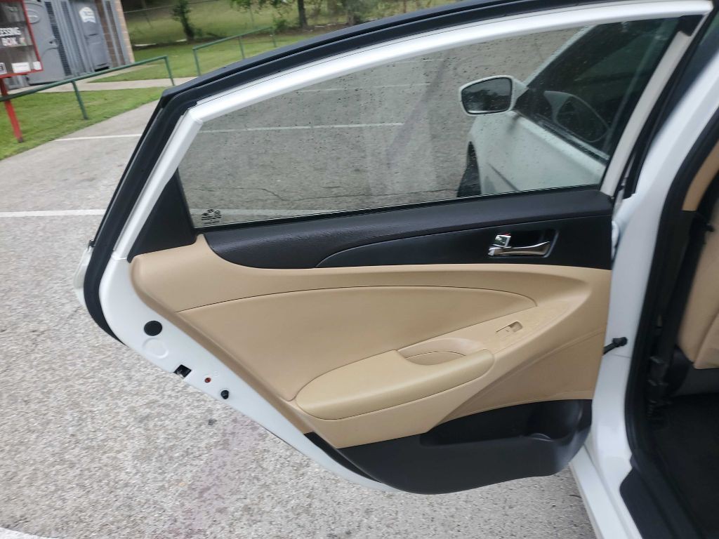 2013 Hyundai Sonata Image 18