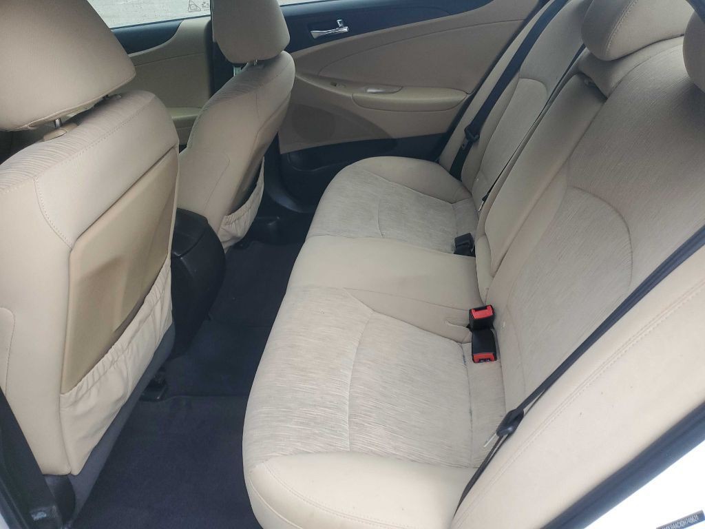 2013 Hyundai Sonata Image 19