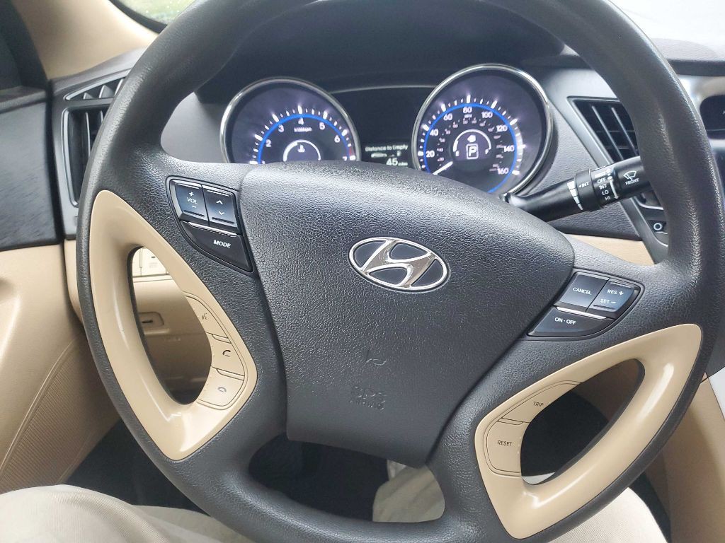 2013 Hyundai Sonata Image 27