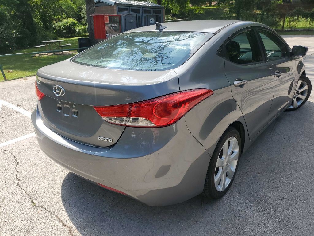 2013 Hyundai Elantra Image 6
