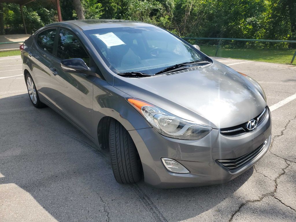 2013 Hyundai Elantra Image 8