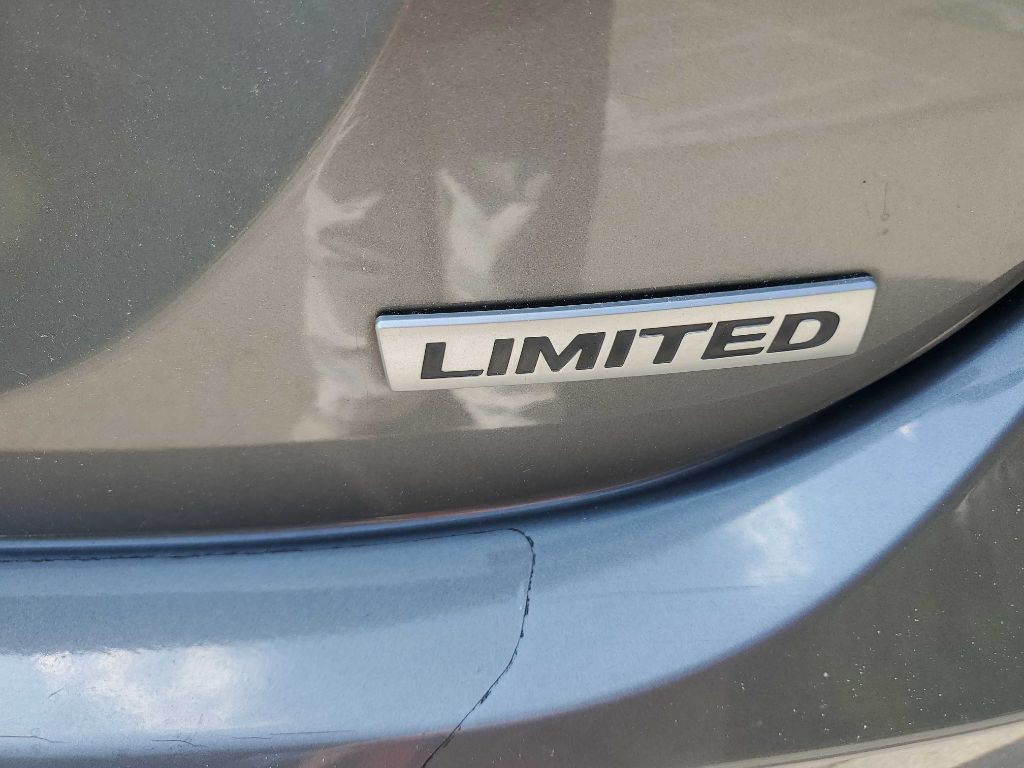 2013 Hyundai Elantra Image 31
