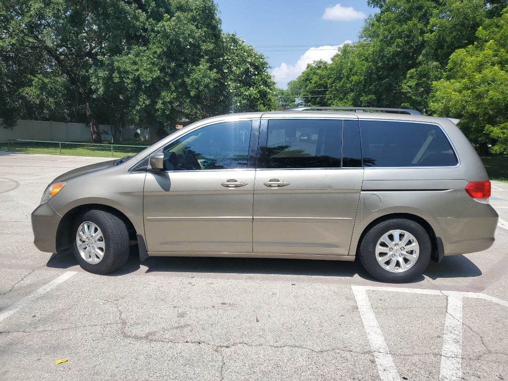 2010 Honda Odyssey Image 3