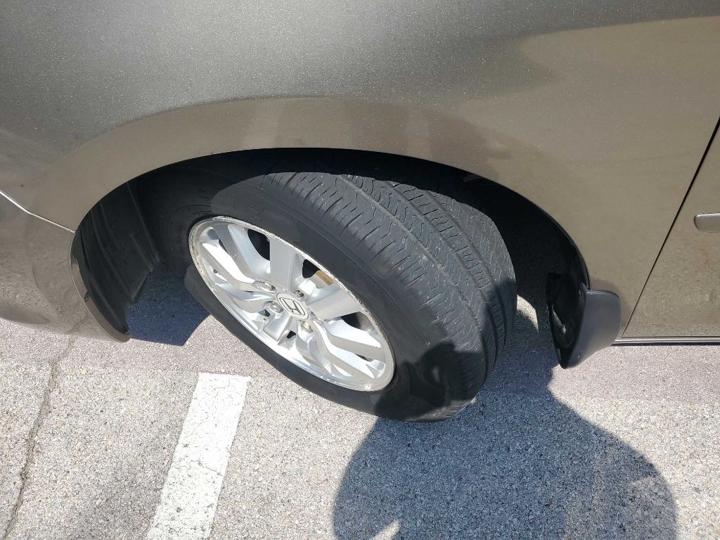 2010 Honda Odyssey Image 11