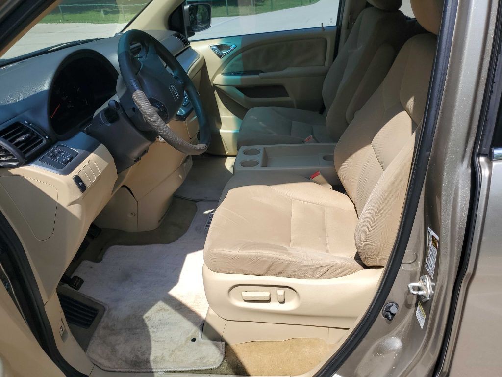 2010 Honda Odyssey Image 15