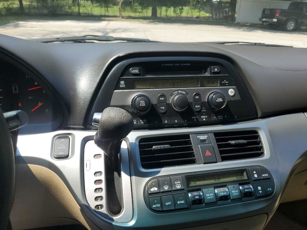 2010 Honda Odyssey Image 26