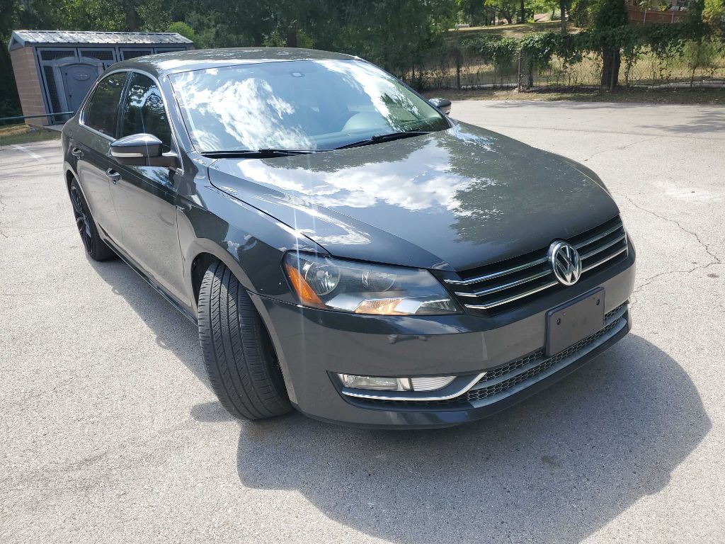 2015 Volkswagen Passat Image 8
