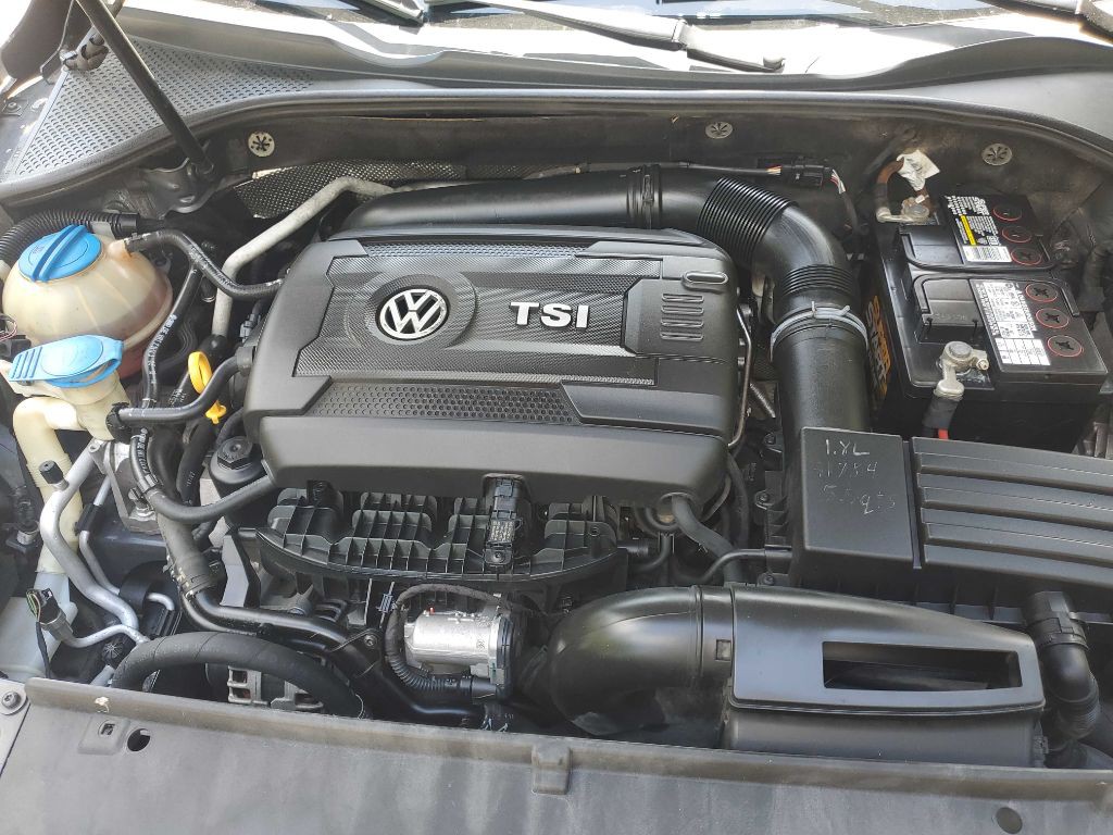 2015 Volkswagen Passat Image 10