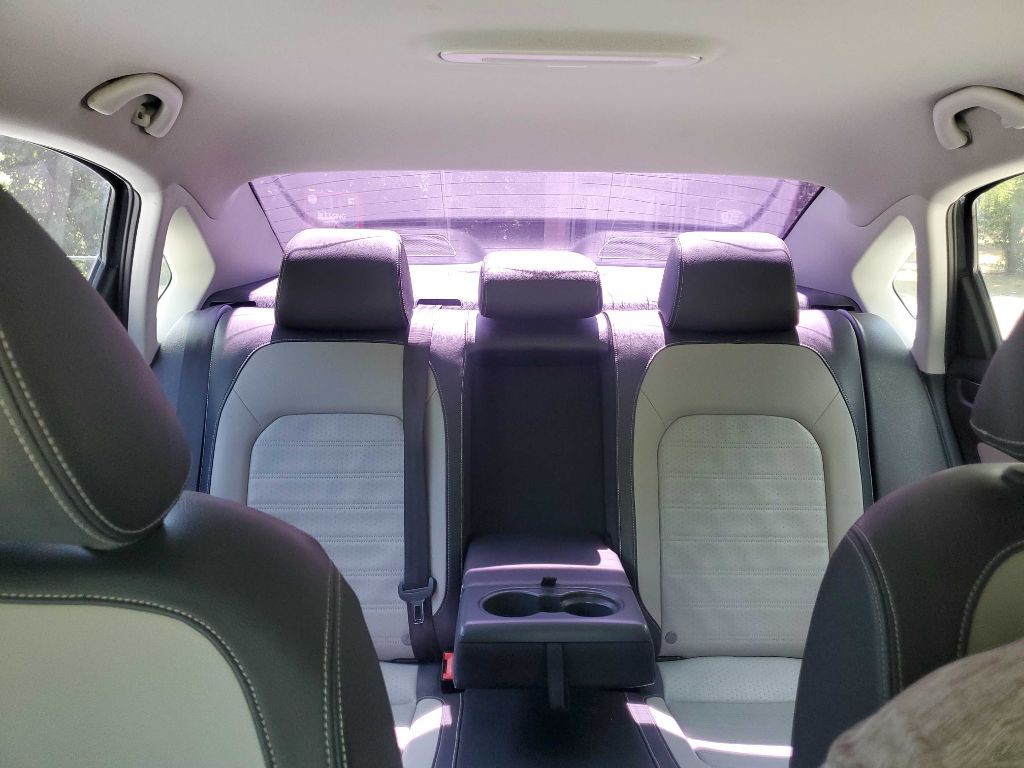 2015 Volkswagen Passat Image 54
