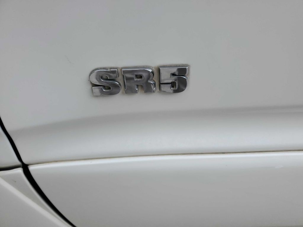 2004 Toyota 4Runner Image 15