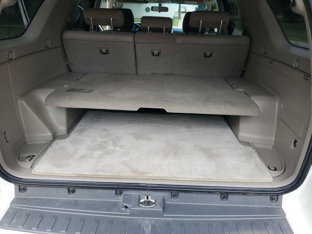 2004 Toyota 4Runner Image 25