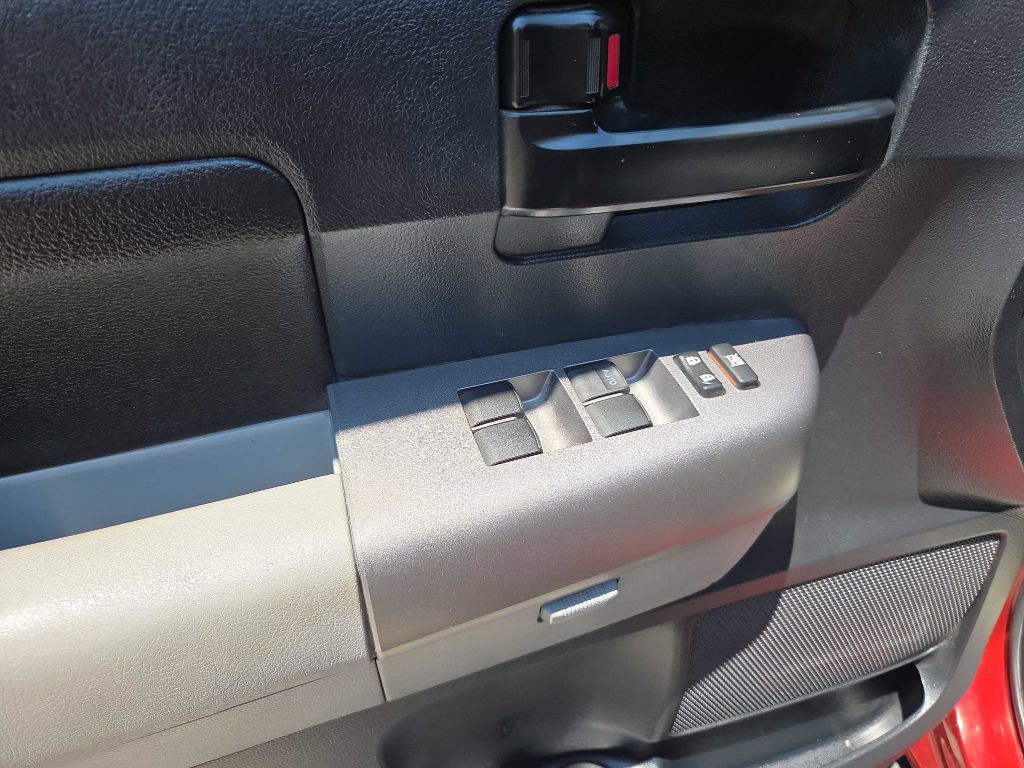 2010 Toyota Tundra Image 23