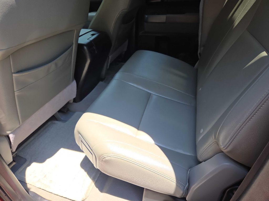 2010 Toyota Tundra Image 26
