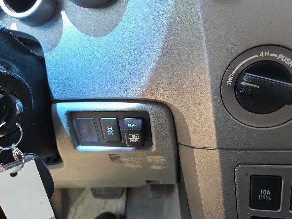 2010 Toyota Tundra Image 37