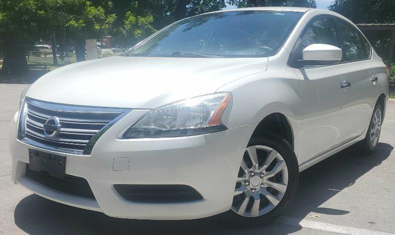 2014 Nissan Sentra Image 1